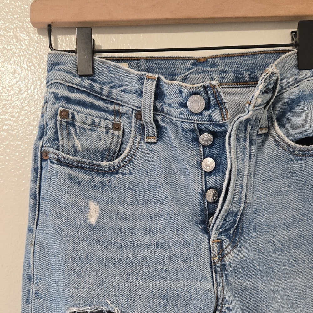Levi's Light Blue High Rise Jeans